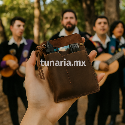 BOLSILLO DE MANO DE CUERO